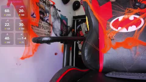 Snapshot of selina_kyl3 chatting on 10-20-25, 03:40 Selinna Kyle online show from 10-20-25, 03:40