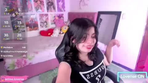 Snapshot of selina_lovers_ chatting on 04-28-26, 03:22 Selina online show from 04-28-26, 03:22
