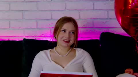 SelinSwarovski online show from 02-16-25, 01:47