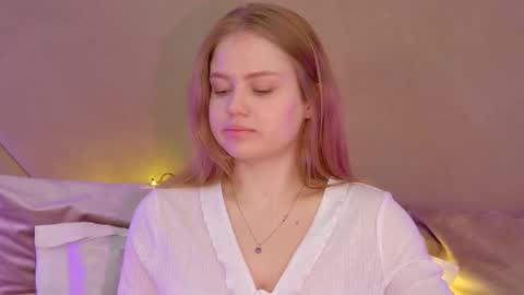 SelinSwarovski online show from 09-12-25, 04:29