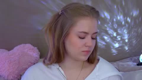 SelinSwarovski online show from 10-03-25, 06:16