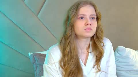 SelinSwarovski online show from 04-03-26, 04:38