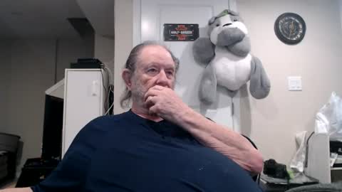 Snapshot of selkie2s chatting on 06-27-26, 06:35 selkie2s online show from 06-27-26, 06:35