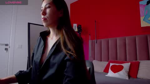 Snapshot of sellashine chatting on 01-29-25, 01:48 Nicole online show from 01-29-25, 01:48