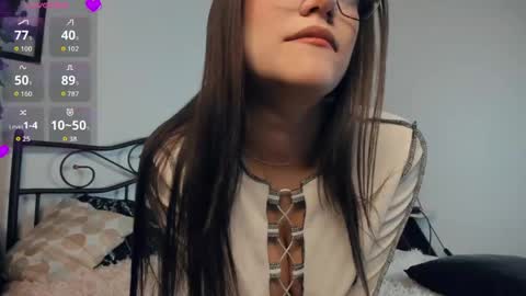 Snapshot of sellectorry chatting on 05-29-26, 07:17 Julia online show from 05-29-26, 07:17