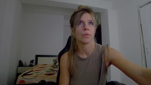 sellena_angel online show from 11-10-25, 09:08