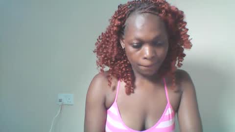 Snapshot of sellinprencess2 chatting on 02-12-26, 08:31 verah online show from 02-12-26, 08:31