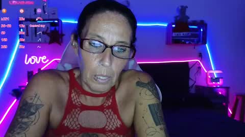 Selvaggia Del Caribe online show from 12-16-24, 10:34