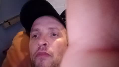 Snapshot of semper18 chatting on 07-26-26, 01:07 semper18 online show from 07-26-26, 01:07