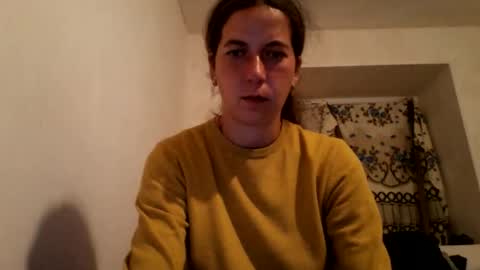 Snapshot of sendiarayl chatting on 09-27-25, 04:01 sendiarayl online show from 09-27-25, 04:01