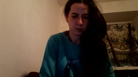 Snapshot of sendiarayl chatting on 12-15-25, 04:44 sendiarayl online show from 12-15-25, 04:44