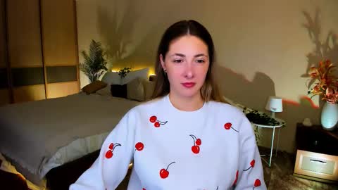 sensitiveheartt online show from 10-13-25, 07:36