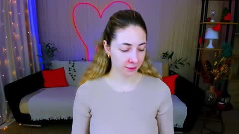 Snapshot of sensitiveheartt chatting on 04-30-26, 11:16 sensitiveheartt online show from 04-30-26, 11:16