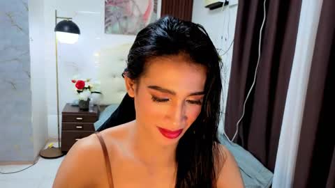 Snapshot of sensual_goergia chatting on 09-18-25, 12:29 sensual_goergia online show from 09-18-25, 12:29