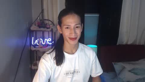 Snapshot of sensual_goergia chatting on 10-16-25, 12:50 sensual_goergia online show from 10-16-25, 12:50