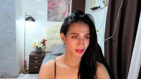 Snapshot of sensual_goergia chatting on 10-19-25, 11:44 sensual_goergia online show from 10-19-25, 11:44