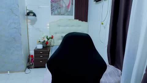 Snapshot of sensual_goergia chatting on 11-20-25, 02:06 sensual_goergia online show from 11-20-25, 02:06