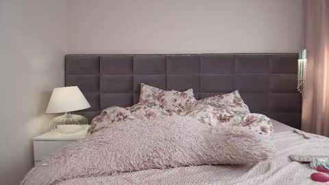 Jasmine online show from 03-22-26, 08:40