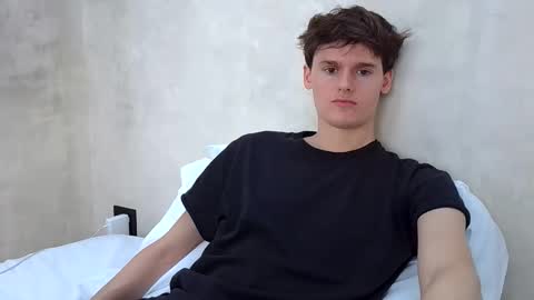 Cam online show from 10-16-25, 07:26