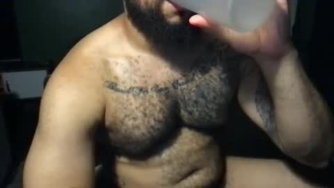 Snapshot of sensualbates chatting on 09-11-25, 04:56 SensualBates online show from 09-11-25, 04:56