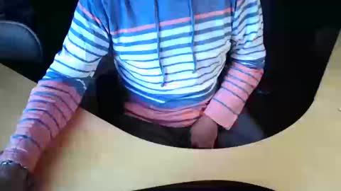 Snapshot of sensualgentlem chatting on 10-13-25, 11:27 Sensually Yours online show from 10-13-25, 11:27