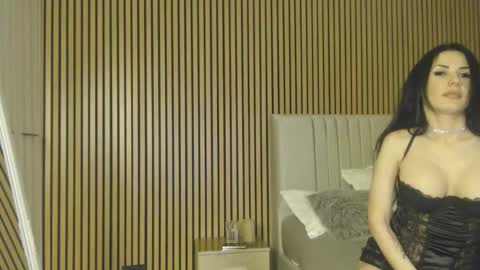 Hallie online show from 03-16-26, 05:28