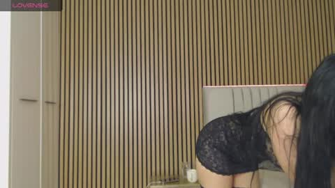 Snapshot of sensualhallie chatting on 06-21-26, 03:03 Hallie online show from 06-21-26, 03:03