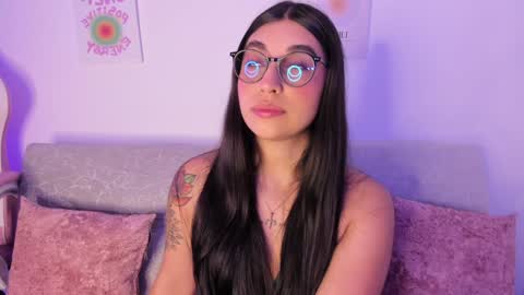 Snapshot of sensualhaven_ chatting on 01-03-25, 11:33 sensualhaven_ online show from 01-03-25, 11:33