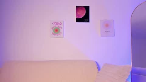 Snapshot of sensualhaven_ chatting on 11-21-25, 01:48 sensualhaven_ online show from 11-21-25, 01:48