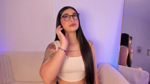 Snapshot of sensualhaven_ chatting on 05-03-26, 06:03 sensualhaven_ online show from 05-03-26, 06:03