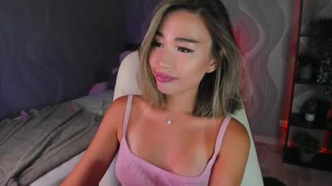 Kiki online show from 06-08-26, 03:45
