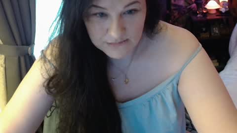 Snapshot of sentfrmheaven chatting on 01-24-25, 01:25 Tara online show from 01-24-25, 01:25