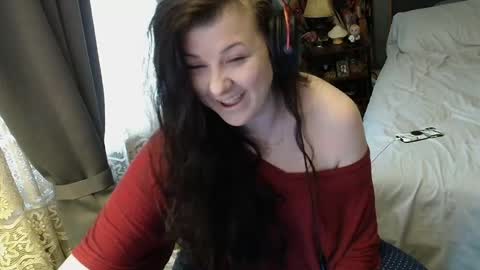 Snapshot of sentfrmheaven chatting on 11-28-25, 01:36 Tara online show from 11-28-25, 01:36