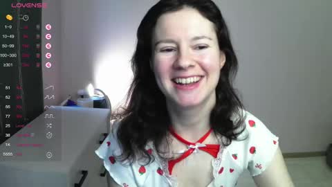 Snapshot of senxsual_tease chatting on 04-03-26, 01:42 senxsual_tease online show from 04-03-26, 01:42