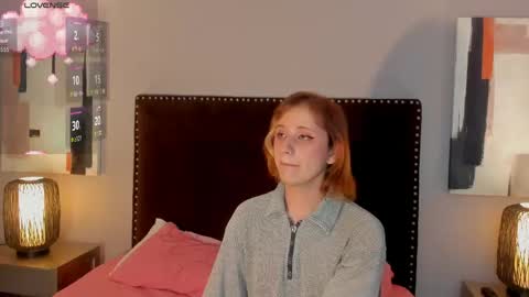 Seraphine star online show from 04-11-26, 08:51