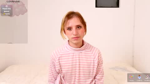 Snapshot of seraphine_star chatting on 05-16-26, 10:36 Seraphine star online show from 05-16-26, 10:36