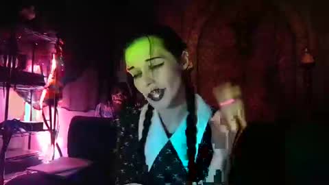 Seraphin Munster online show from 09-12-25, 10:54