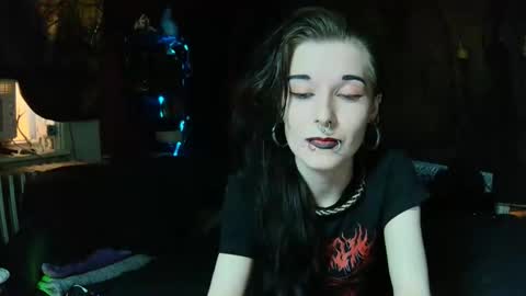 Snapshot of seraphinmunster chatting on 05-01-26, 10:58 Seraphin Munster online show from 05-01-26, 10:58