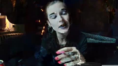 Snapshot of seraphinmunster chatting on 05-13-26, 04:48 Seraphin Munster online show from 05-13-26, 04:48