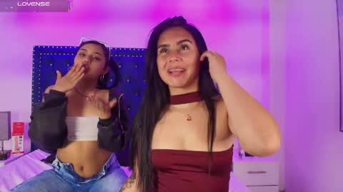 Serena and zoe online show from 04-21-26, 08:23