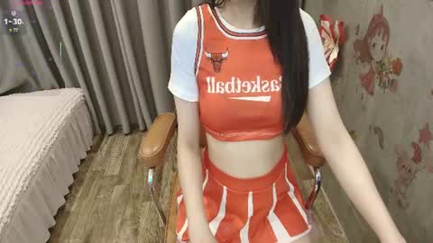 Snapshot of serena_angel18 chatting on 06-25-26, 12:20 Serena online show from 06-25-26, 12:20