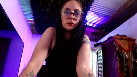 Serena Xyz online show from 04-18-26, 07:58