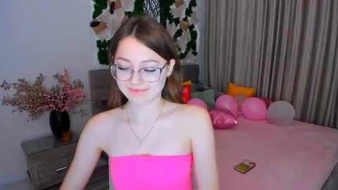 Ophelia online show from 03-02-25, 04:17