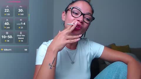 Snapshot of serenesophi chatting on 10-06-25, 03:48 SereneSophi online show from 10-06-25, 03:48