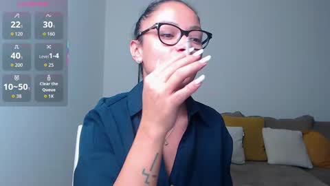 Snapshot of serenesophi chatting on 11-16-25, 02:39 SereneSophi online show from 11-16-25, 02:39