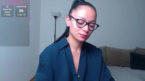 Snapshot of serenesophi chatting on 12-03-25, 02:41 SereneSophi online show from 12-03-25, 02:41