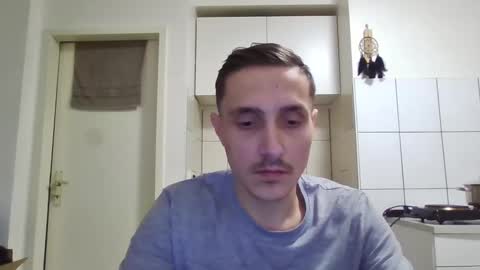 Snapshot of serhio27 chatting on 01-01-25, 06:37 meta23meta online show from 01-01-25, 06:37