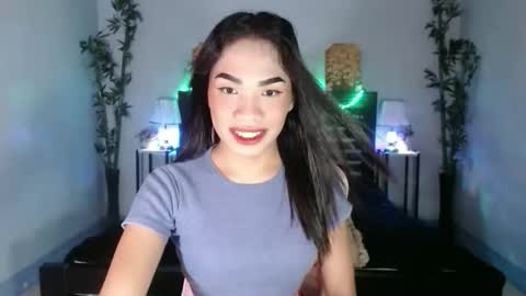 Snapshot of serialsuckerjessa chatting on 10-13-25, 05:18 serialsuckerjessa online show from 10-13-25, 05:18