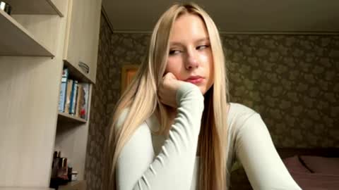 Snapshot of serinalasch chatting on 06-02-26, 06:26 Sofia online show from 06-02-26, 06:26