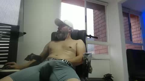 hetero serio discreto online show from 02-20-26, 10:43